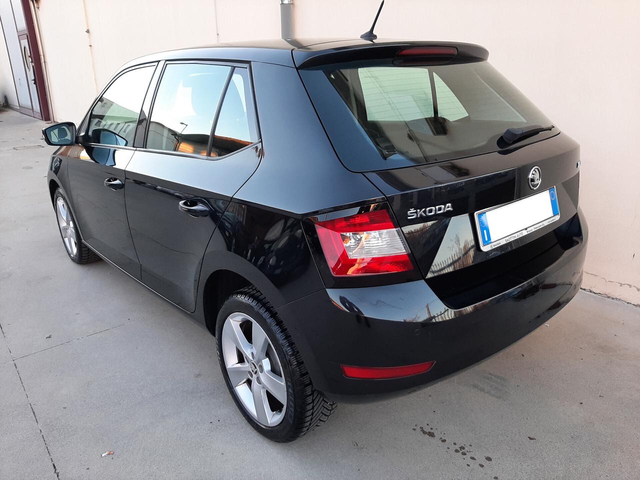 Skoda Fabia 1.0 MPI 75 CV Design Edition