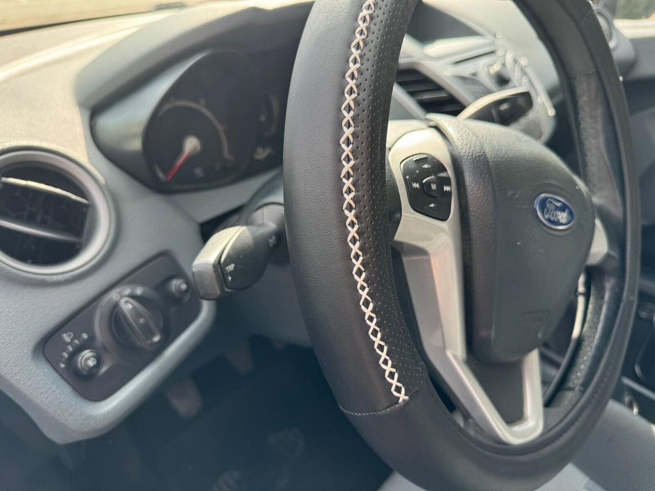 Ford Fiesta 1.4 TDCi Titanium 68 CV – Anno 2009 – neopatentati