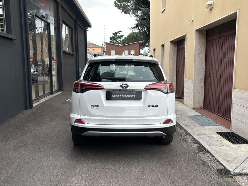 Toyota RAV4 RAV4 2.0 D-4D 2WD Business