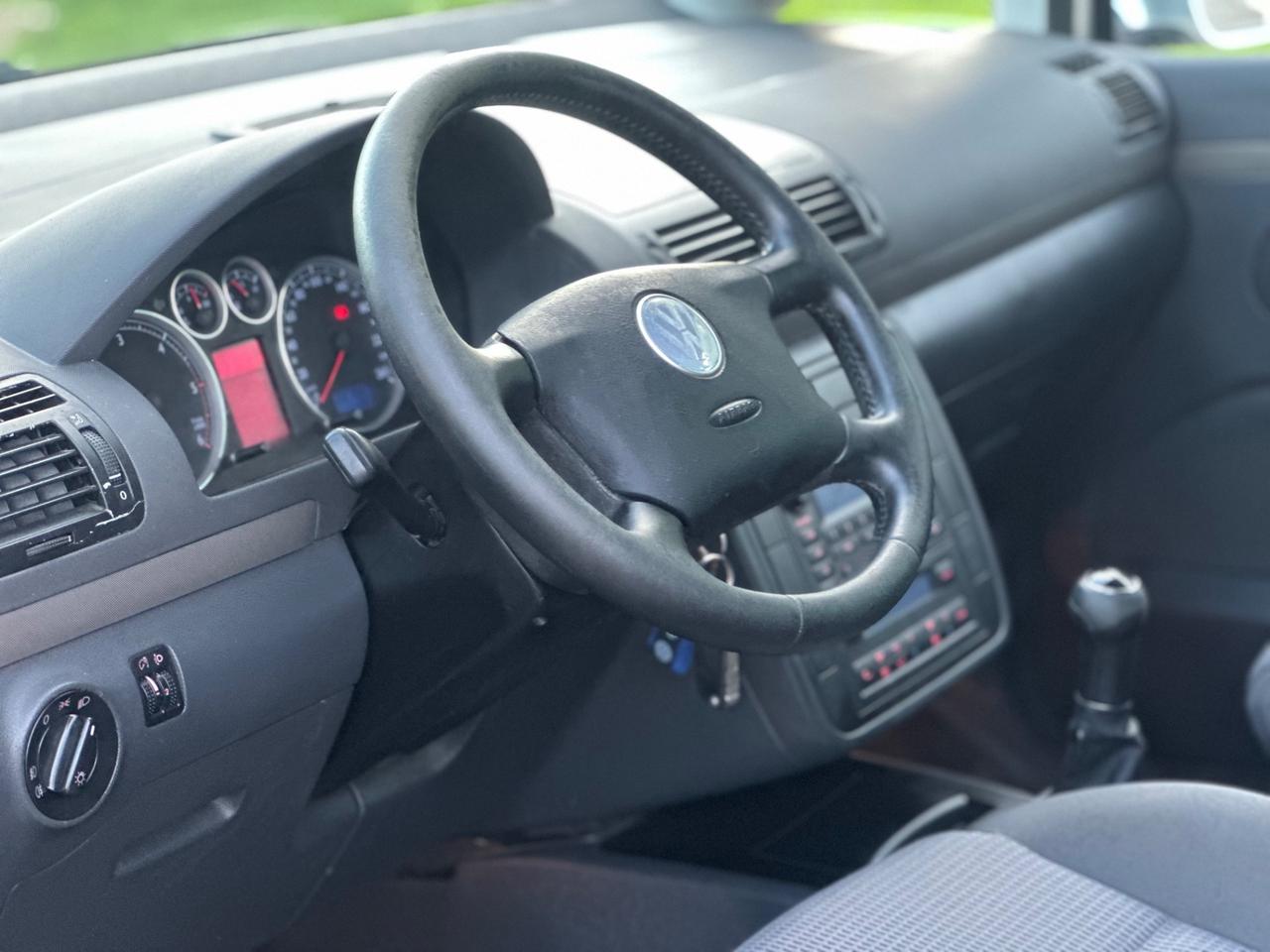 WW SHARAN 2.0 TDI 2006 - 7 POSTI