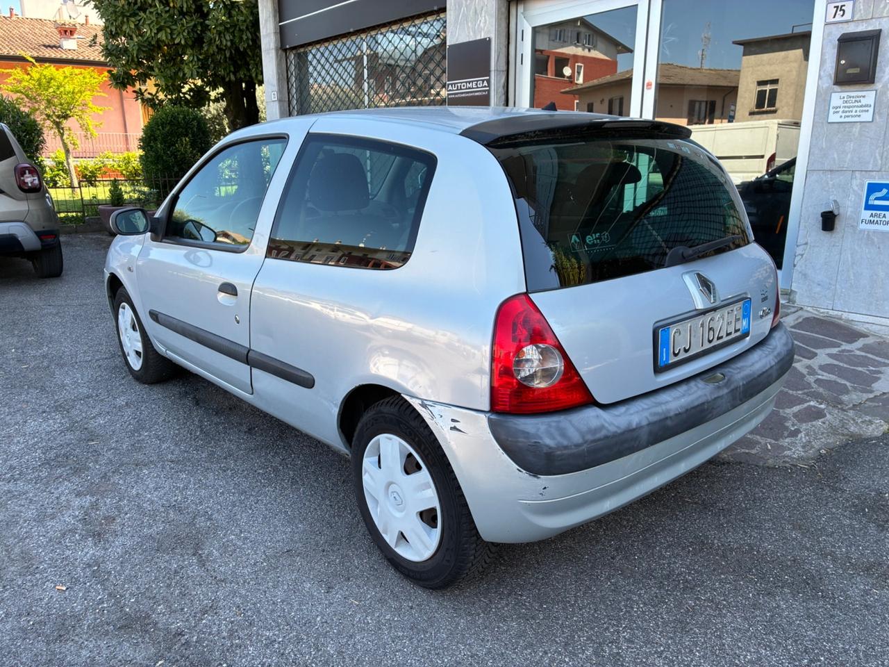 Renault Clio 1.2 3p 16v OK Neo Patentati