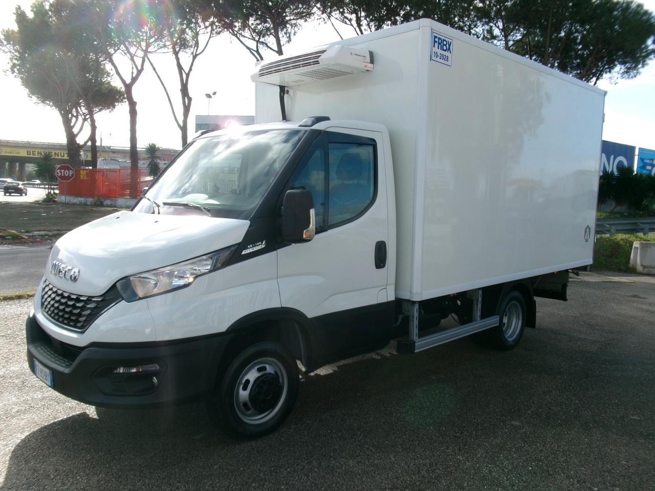 Iveco Daily 35C14 2.3 140CV E6D HI-MATIC FRIGO ATP FRBX 10/2028 7 PEDANE