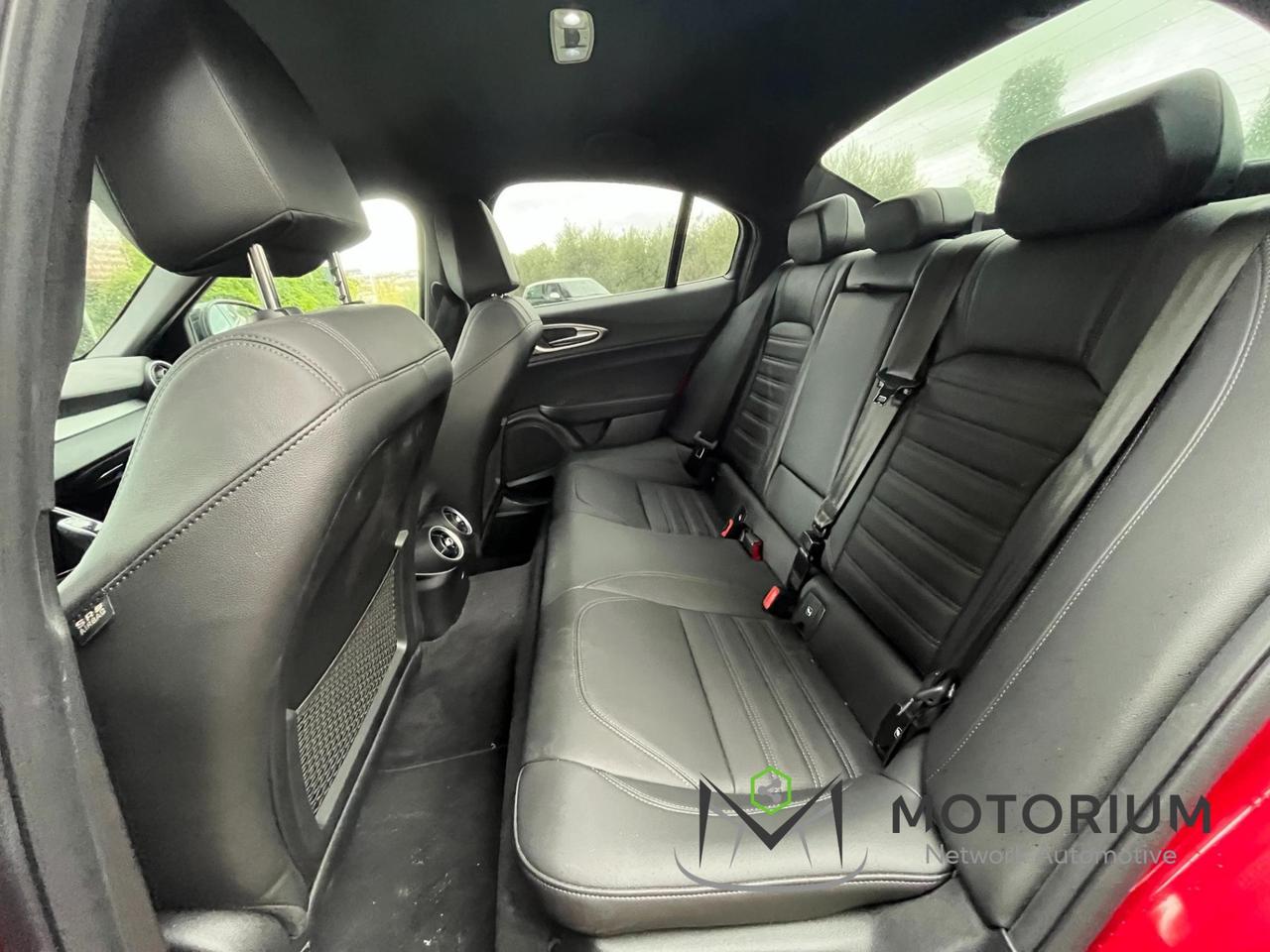 Alfa Romeo Giulia 2.2 Turbodiesel 210 CV AT8 AWD Q4 Veloce