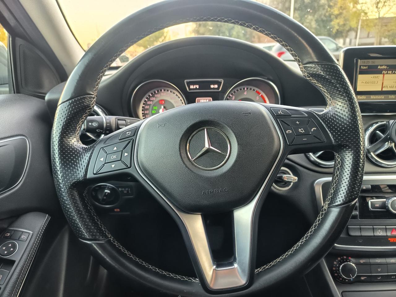 Mercedes-benz GLA 200 CDI Automatic Sport