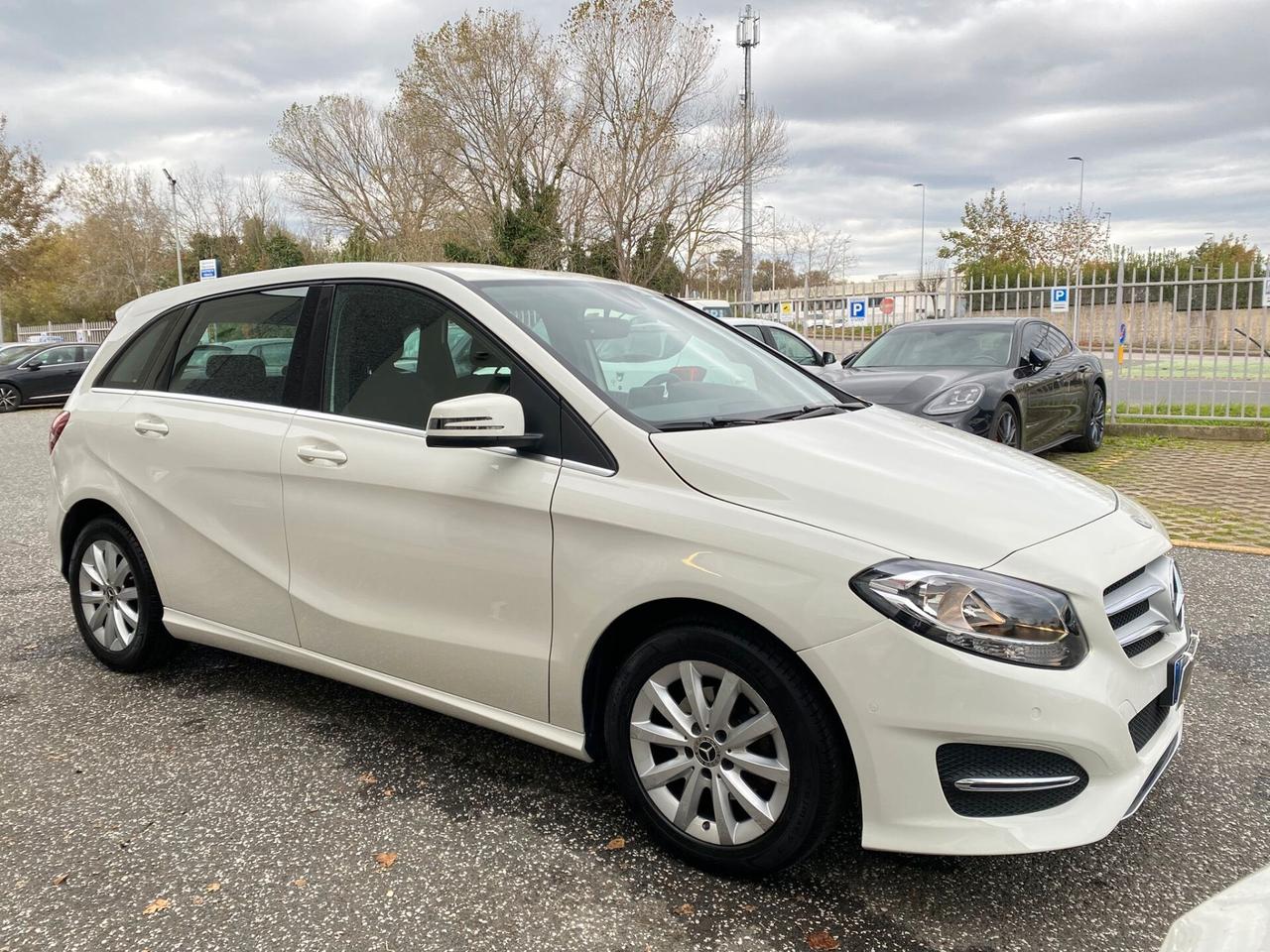 Mercedes-benz B 180 d Automatic Premium