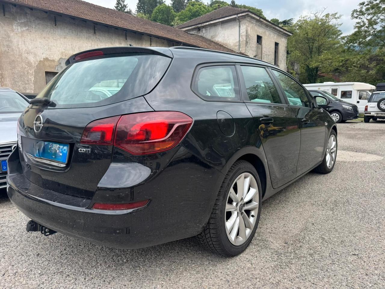 Opel Astra 1.7 CDTI 125CV Sports Tourer Cosmo