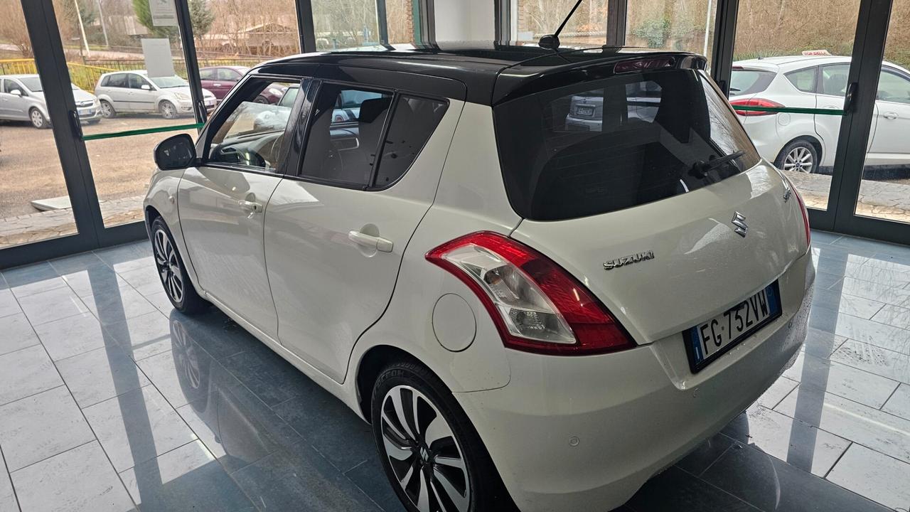 Suzuki Swift 1.2 VVT 5 porte B-Cool A/T Bi-Color gpl