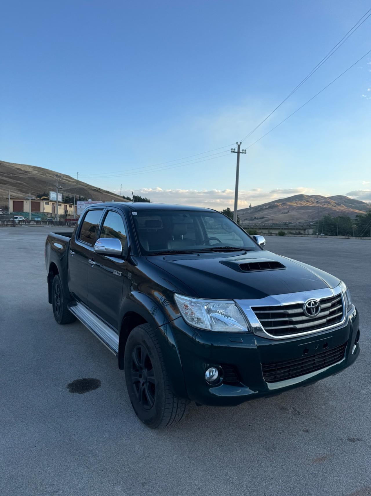 Toyota Hilux 3.0 D-4D 4WD 4p. DC Stylex