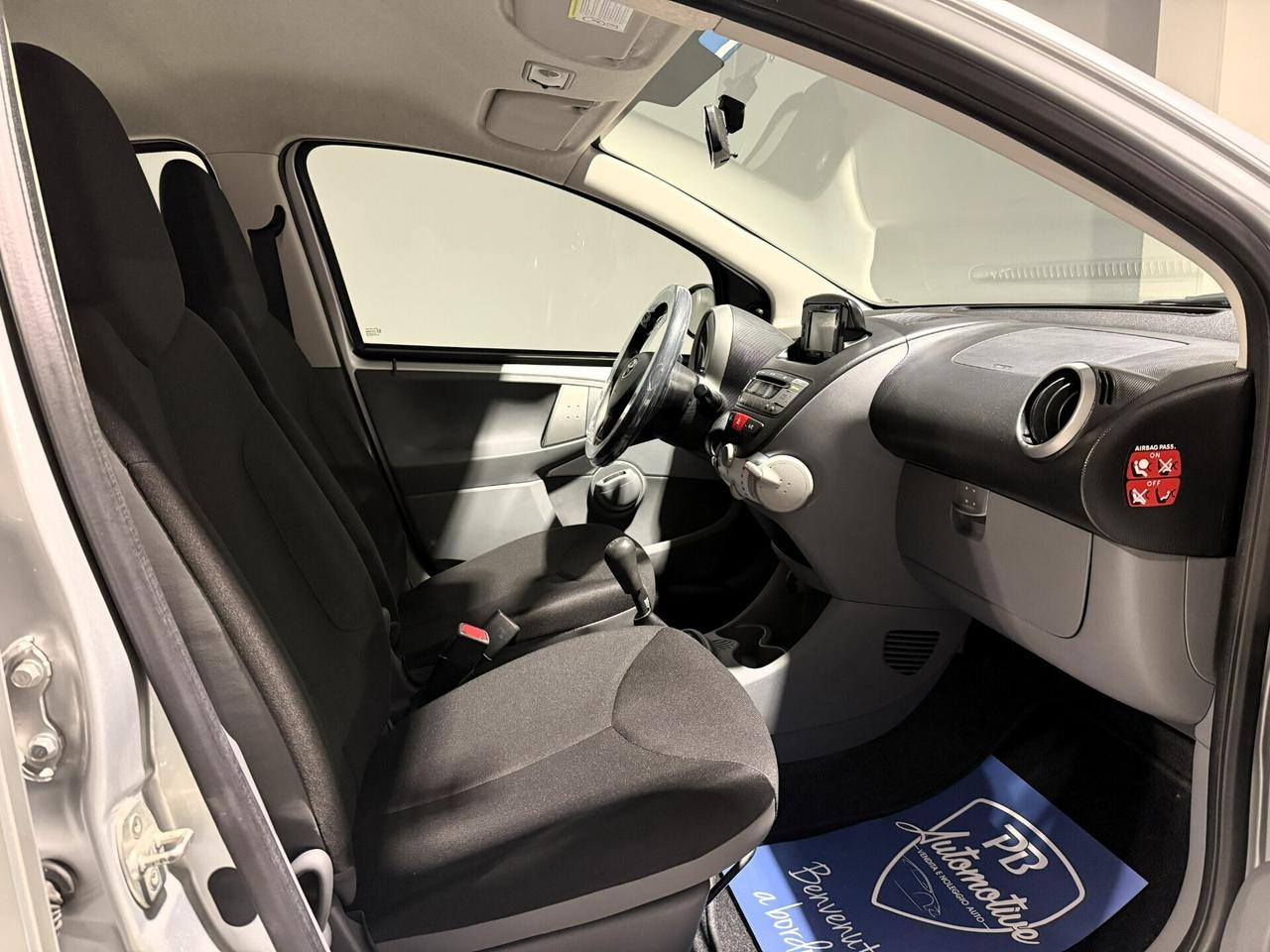 Toyota Aygo 1.0 5 PORTE CONNECT NAVI UNICO PROPRIE