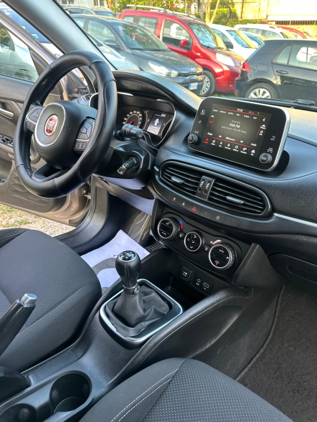 Fiat TIPO S&S SW LOUNGE FULLOPT KMCERT UNICOPR