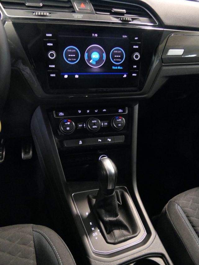 VOLKSWAGEN Touran 1.5 TSI ACT DSG Business BlueMotion Technology