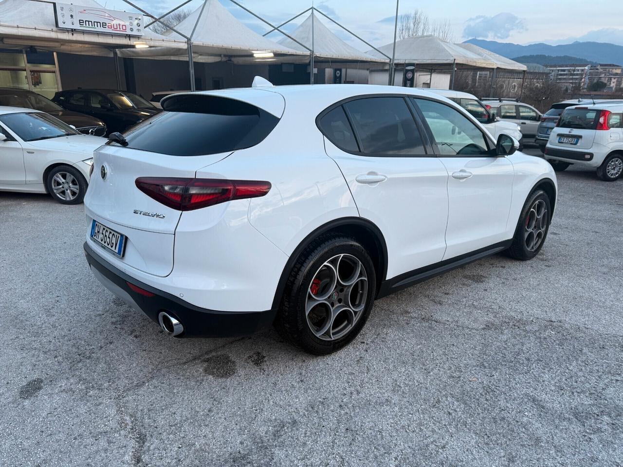 Alfa Romeo Stelvio 2.2 Turbodiesel 160 CV AT8 RWD ROSSO EDIZIONE