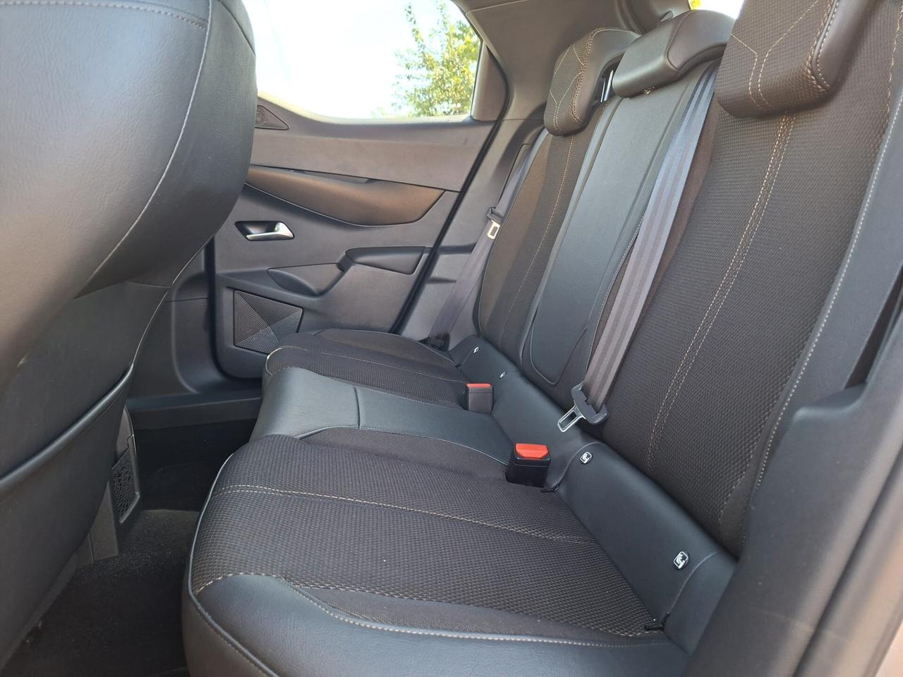 Ds DS3 3 Crossback BlueHDi 100 So Chic