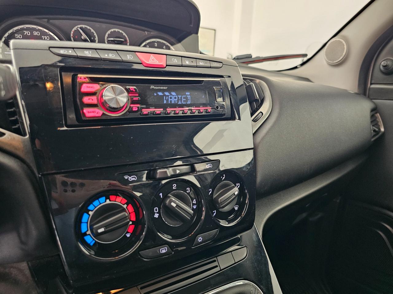 Lancia Ypsilon 1.2 69 CV 5 porte GPL Ecochic Elefantino