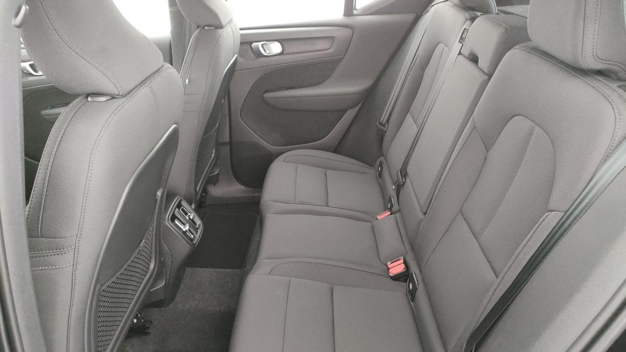 VOLVO XC40 - XC40 1.5 t2 Momentum Pro my21