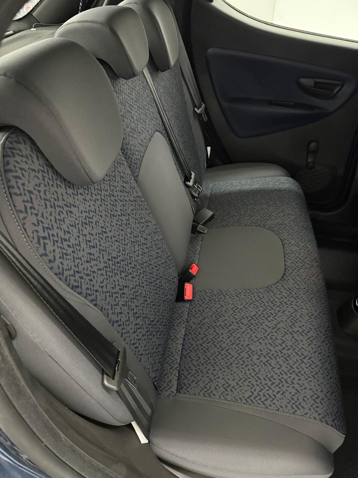 Lancia Ypsilon 1.0 FireFly 5 porte S&S Hybrid Gold