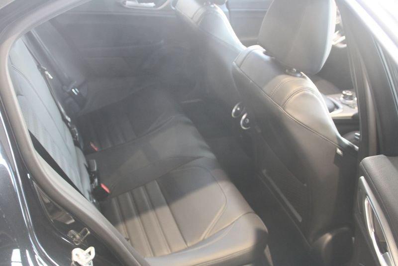 Alfa Romeo Giulia Giulia 2.2 t Veloce Q4 210cv auto