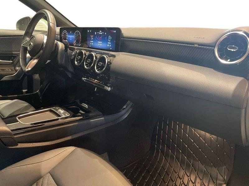 Mercedes-Benz Classe A A 180 d Progressive Advanced auto