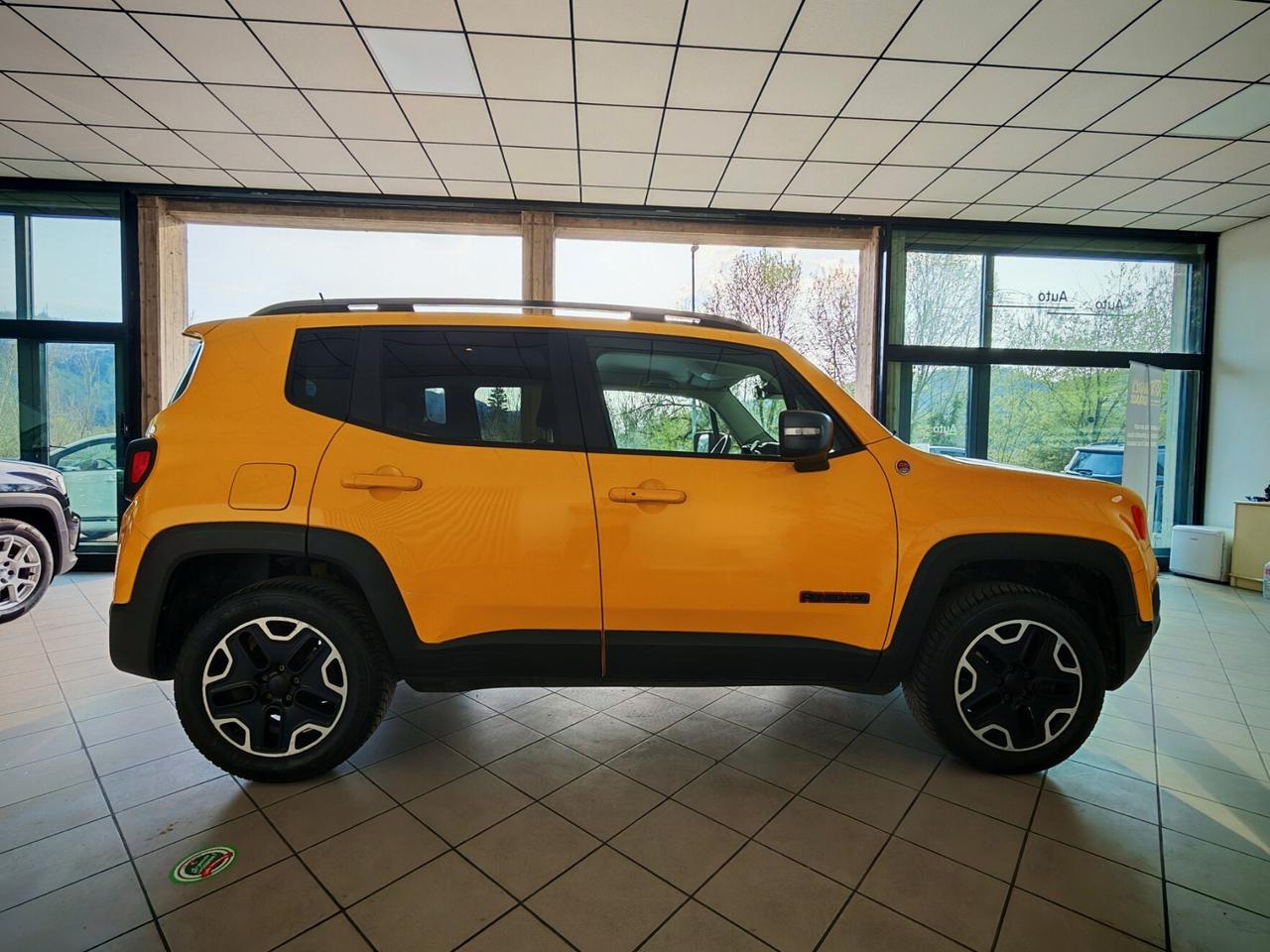 Jeep Renegade 2.0 Mjt 170CV 4WD Active Drive Low Trailhawk