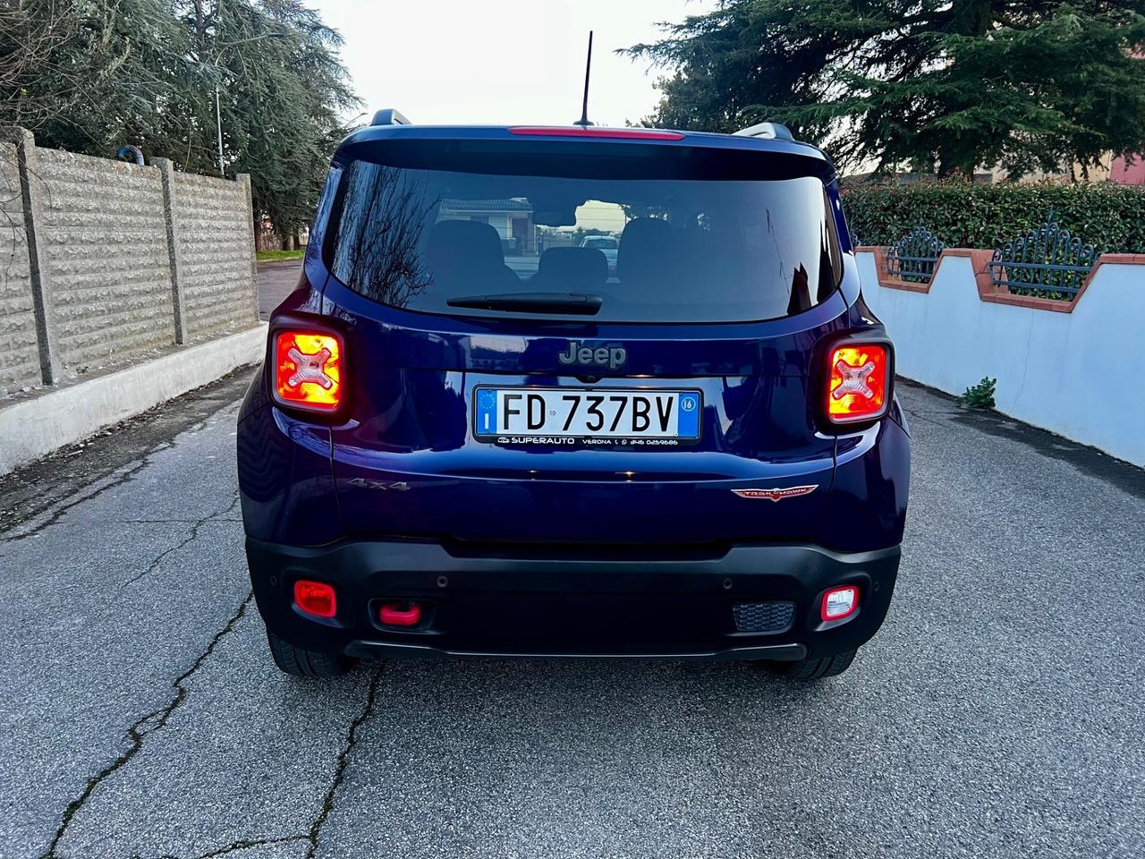 Jeep Renegade 2.0 Mjt 170CV 4WD Active Drive Low Trailhawk