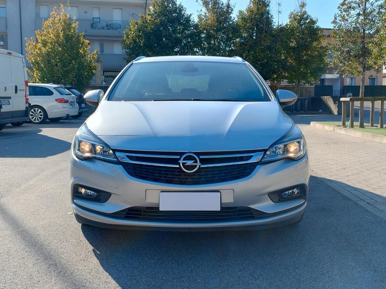 Opel Astra 1.6 CDTi 110CV Start&Stop Sports Tourer Business