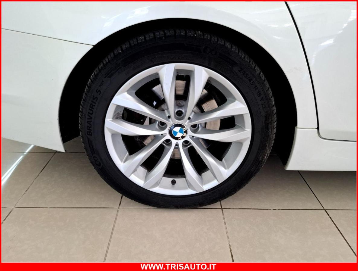 BMW 520d Touring 2.0 Xdrive Aut. Luxury (FARI XENO+PELLE+NAVI)