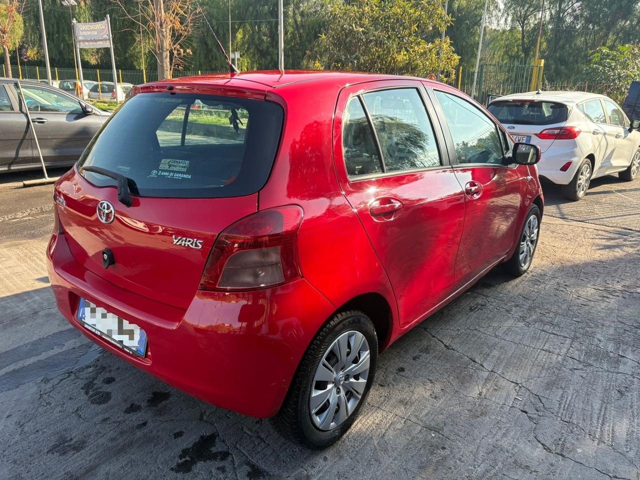 Toyota Yaris 1.0 5 porte