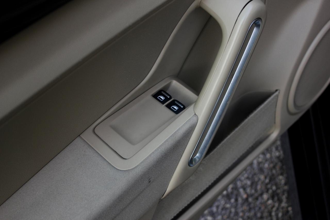 Volkswagen Maggiolino 1.2 TSI Design SEDILI RISCALDATI SENSORI