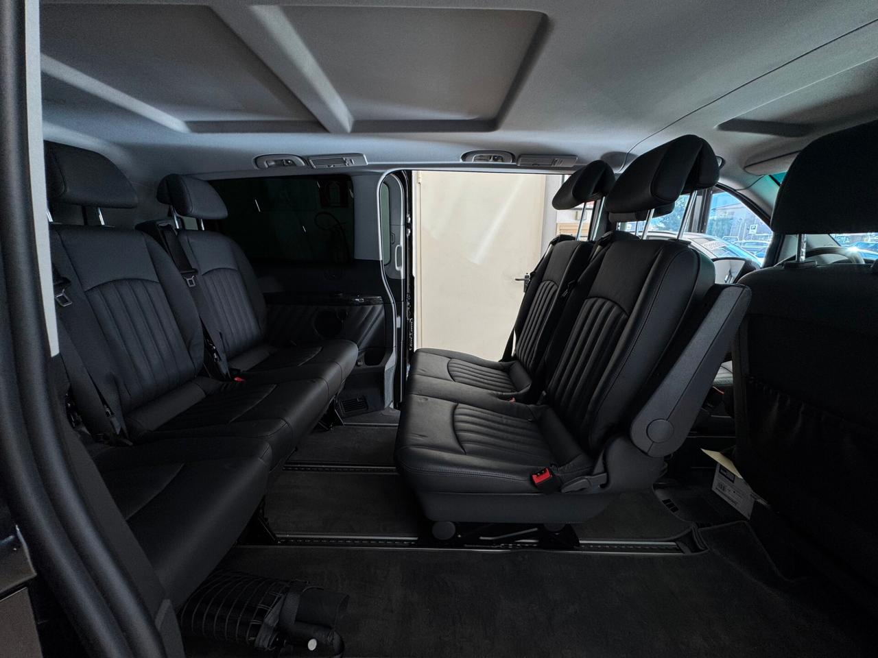 MERCEDES-BENZ VIANO 3.0cc 225CV V6 TD. 8 POSTI *IVA*