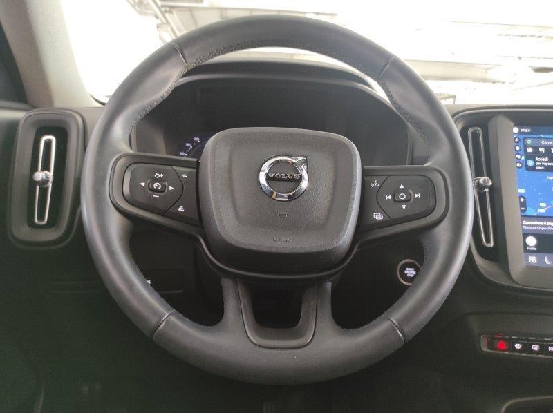 VOLVO XC40 (2017-->) - XC40 B3 automatico Core