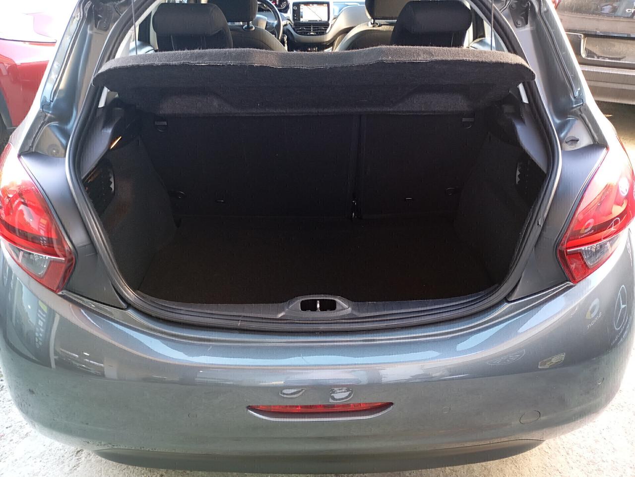 Peugeot 208 5P 1.2 PureTech 82CV Allure