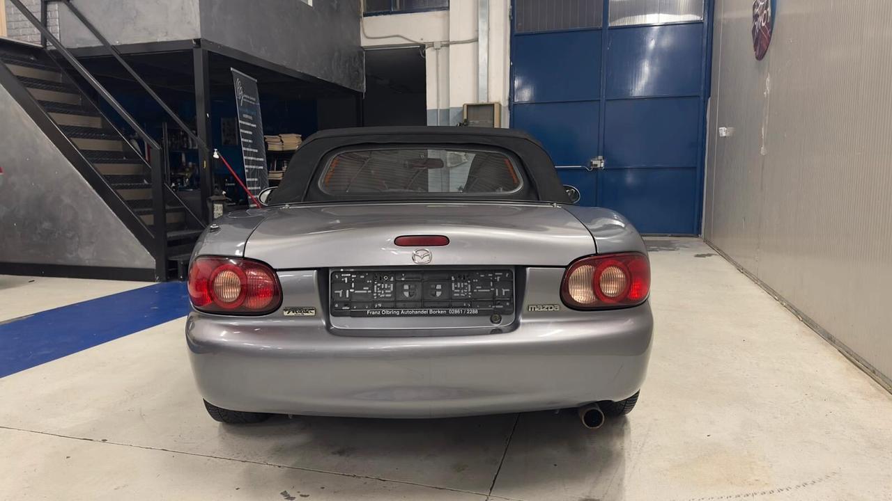 Mazda MX-5 1.6i 16V cat Twins