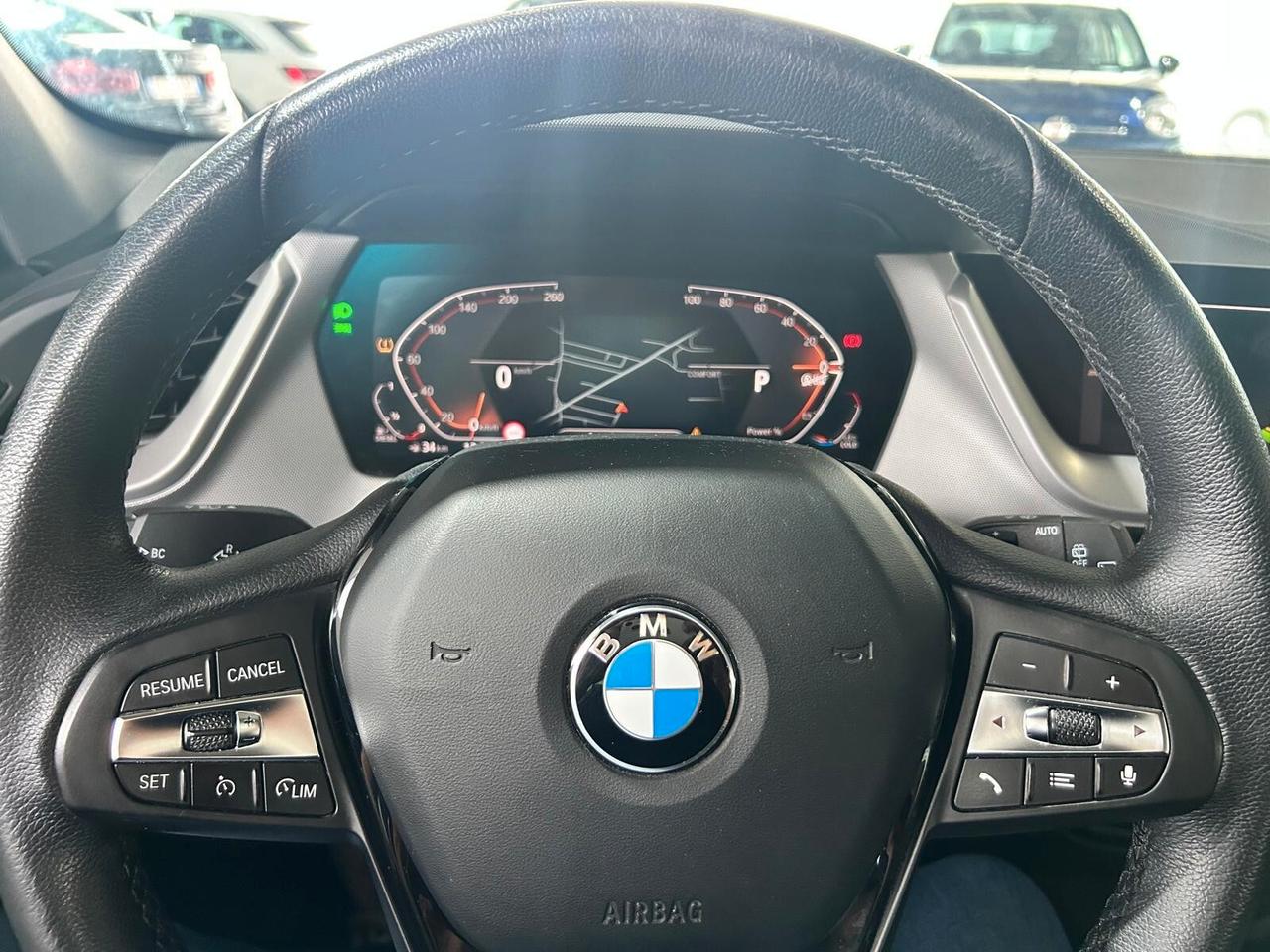 Bmw 116 116d 5p. Business Advantage