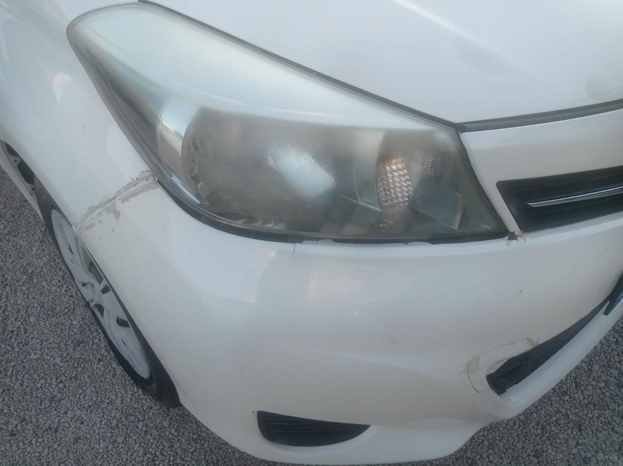 Toyota Yaris 1.0 5 porte Lounge -2012