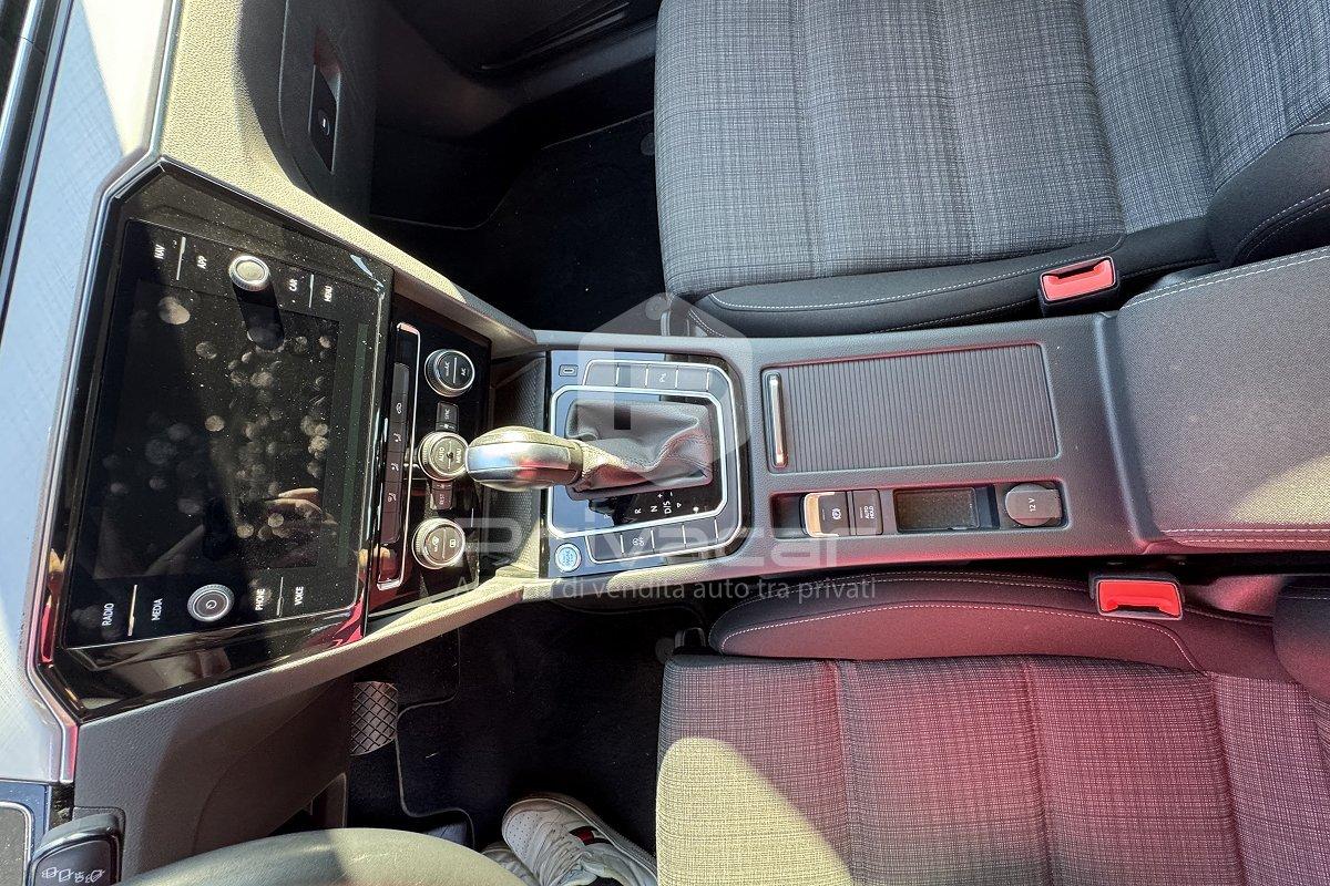 VOLKSWAGEN Passat 2.0 TDI SCR EVO DSG Executive