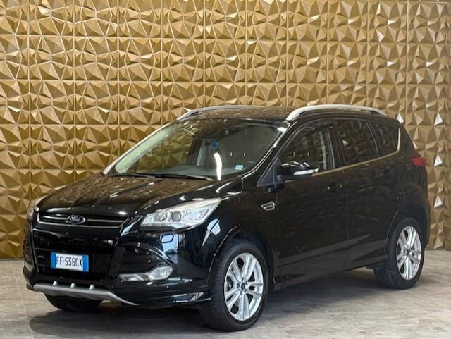 Ford Kuga 2.0 TDCI 150 CV S&S 4WD Powershift Titanium