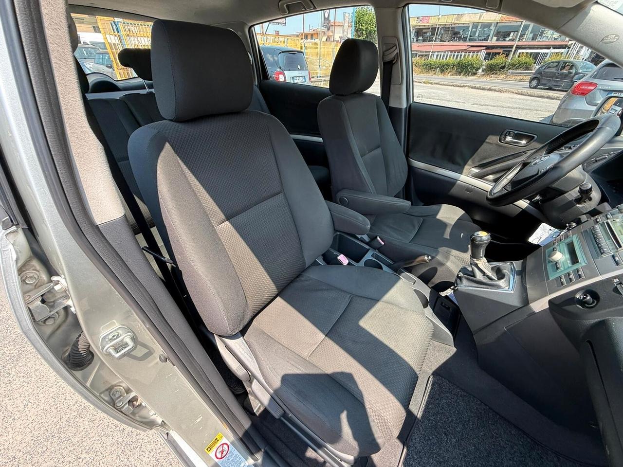 TOYOTA COROLLA VERSO 2.0 16V D-4D 116CV SOL