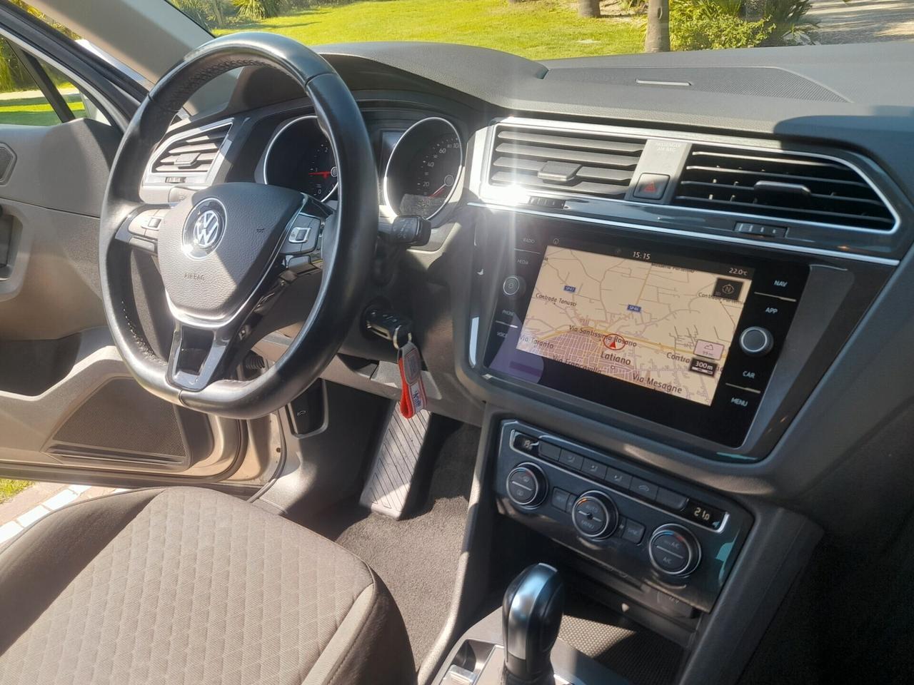 Volkswagen Tiguan 2.0 TDi DSG *FULL OPT* daVETRINA