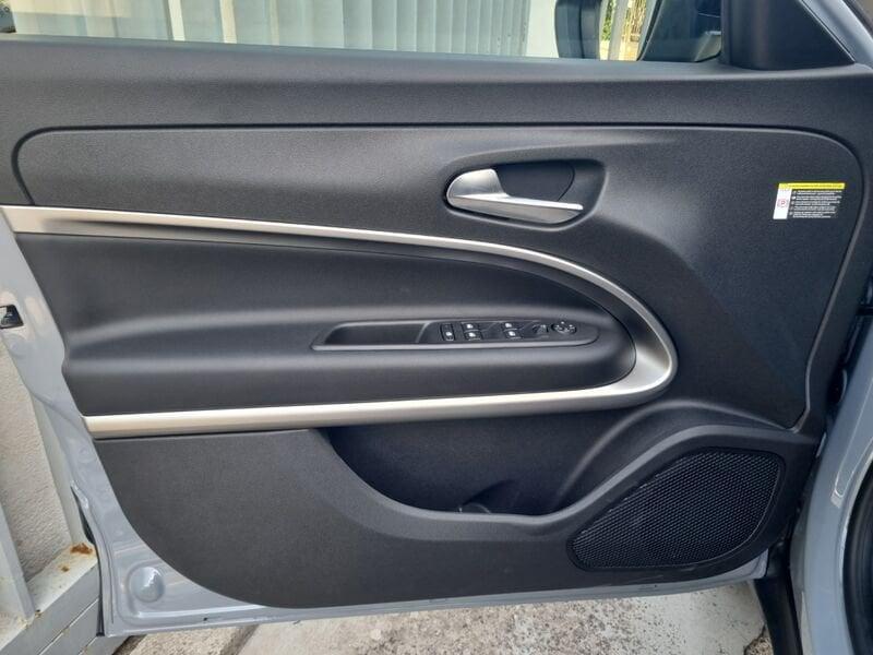 Jeep Avenger E-HYBRID Summit 1.2 110cv DCT MHEV