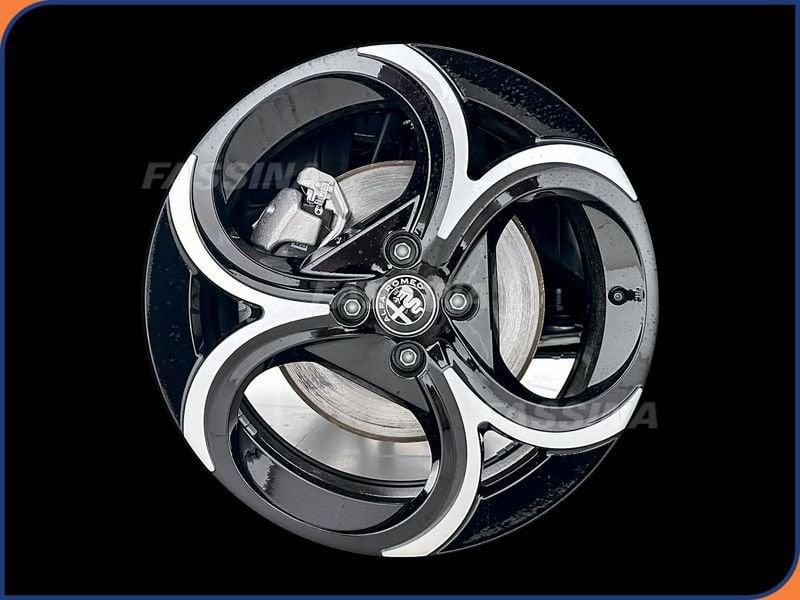 Alfa Romeo Junior 1.2 136 CV Hybrid eDCT6 Speciale