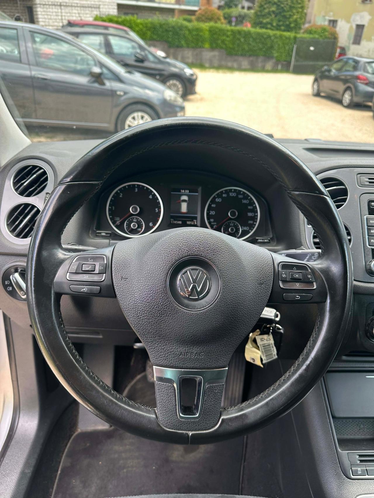 Volkswagen TIGUAN 2.0 TDI DPF 4MOTION SPORT & STYLE