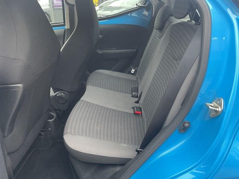 Toyota Aygo Aygo 5p 1.0 x-play 72cv