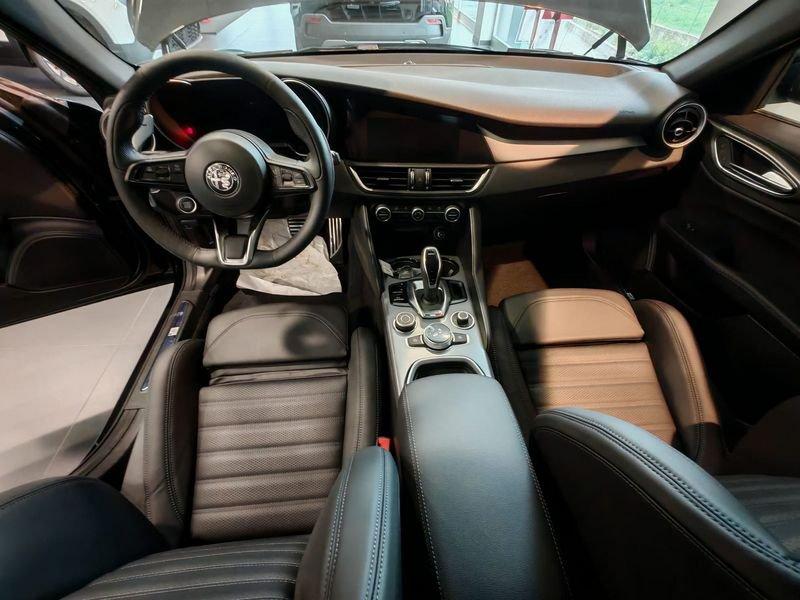 Alfa Romeo Giulia 2.2 Turbodiesel 210 CV AT8 AWD Q4 Veloce "KM ZERO"