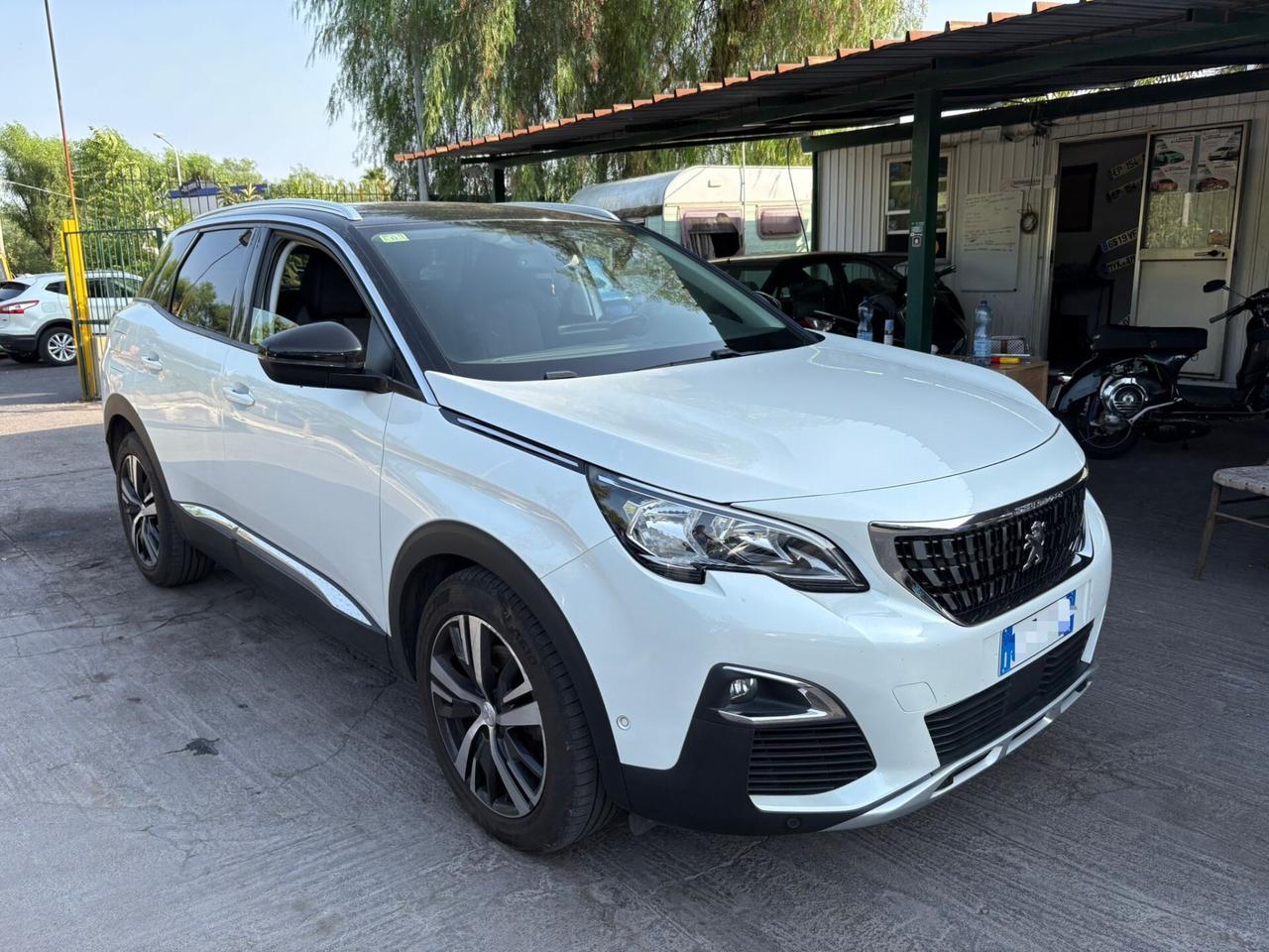 Peugeot 3008 BlueHDi 120 S&S Business
