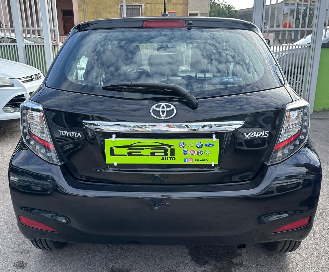 Toyota Yaris 1.4 D-4D 5 porte Lounge 2014