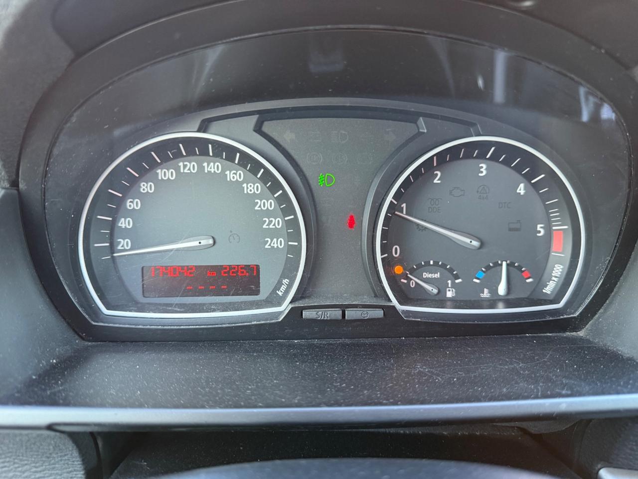 BMW X3 xDrive 2.0d 177CV Futura RESTYLING 2010 E5