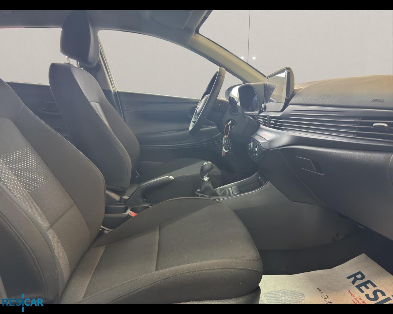 HYUNDAI I20 PE MY25 1.2 MT CONNECTLINE