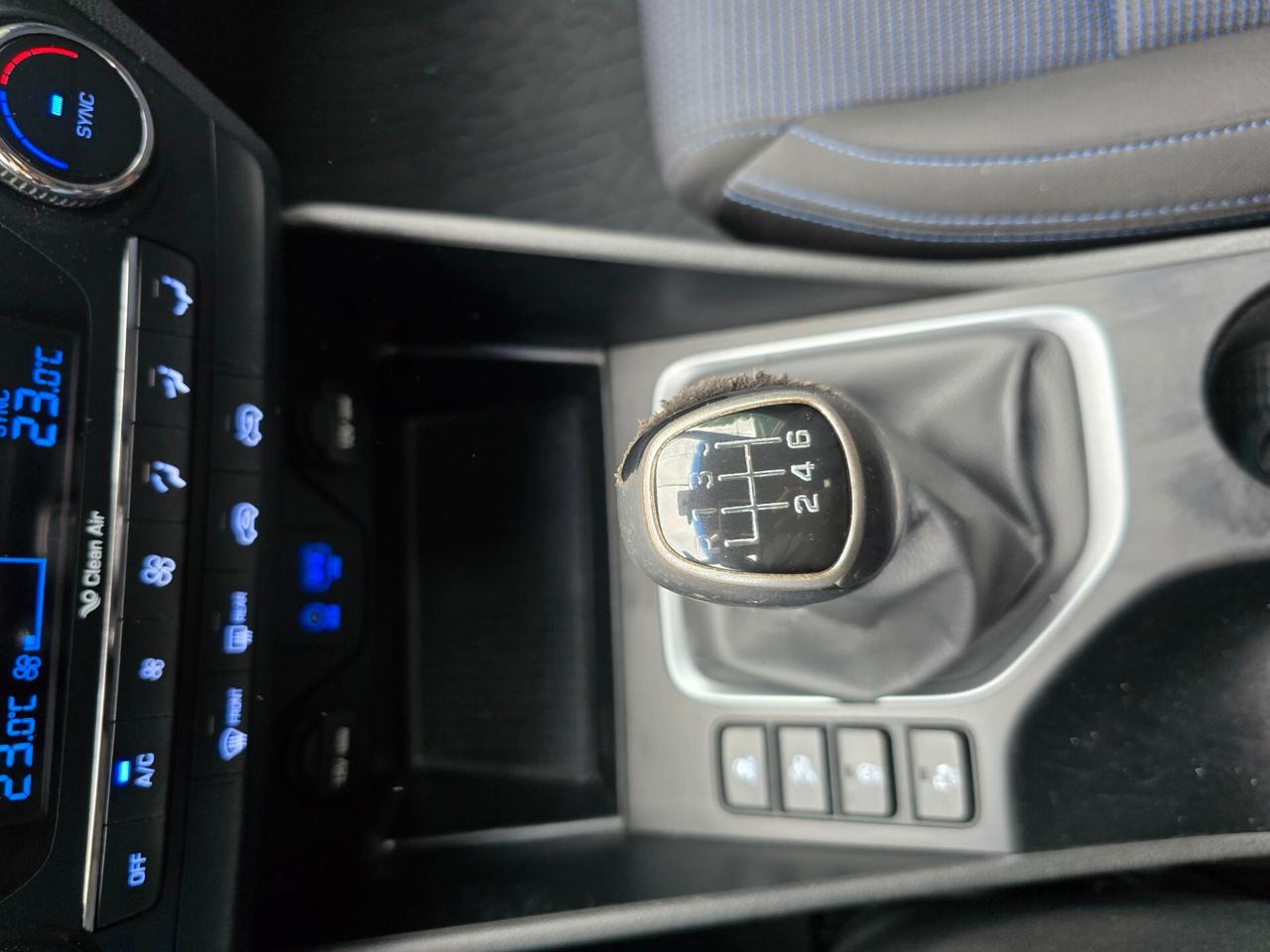 Hyundai Tucson 1.6BENZ 132CV euro6 -2016