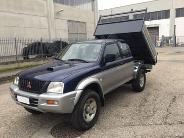 Mitsubishi L200 2.5 TDI 4WD Club cab cassone ribaltabile