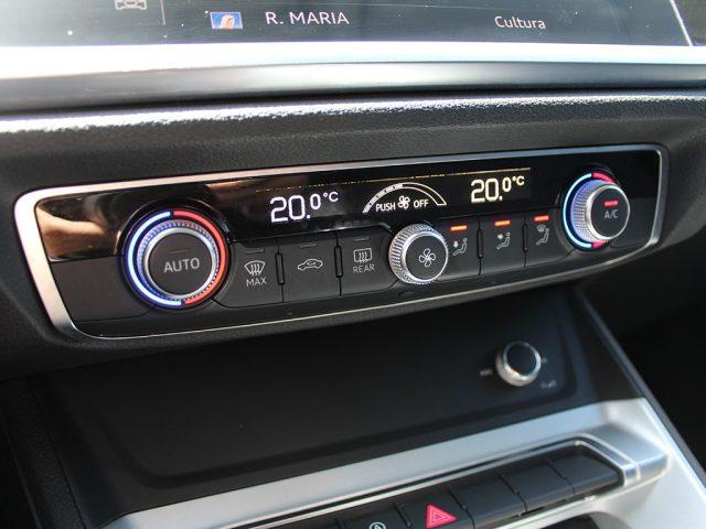AUDI Q3 35 TFSI Business